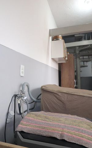 Casa à venda com 168m², 3 quartos e 3 vagasÁrea de Serviço