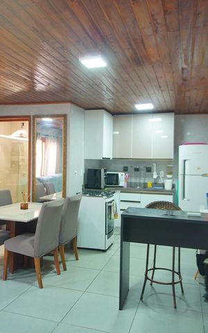 Casa à venda com 300m², 4 quartos e 5 vagasCozinha - Sala