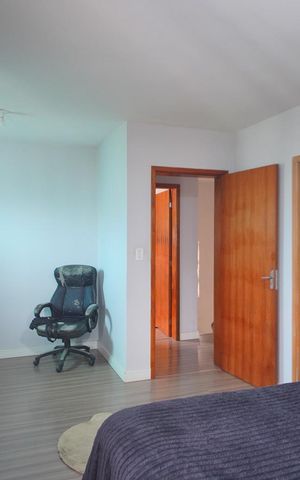 Casa à venda com 300m², 4 quartos e 5 vagasSuíte