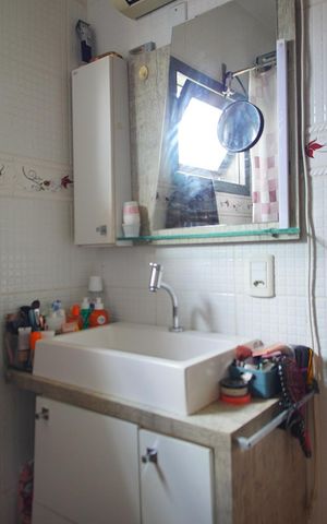 Casa à venda com 300m², 4 quartos e 5 vagasBanheiro Corredor