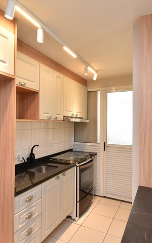 Apartamento para alugar com 93m², 3 quartos e 2 vagasCozinha