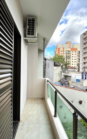 Casa à venda com 296m², 6 quartos e 3 vagas Casa à venda com 296m², 6 quartos e 3 vagasVaranda da Suíte