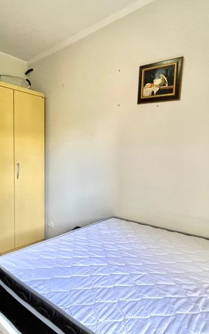 Casa à venda com 296m², 6 quartos e 3 vagas Casa à venda com 296m², 6 quartos e 3 vagasQuarto 2