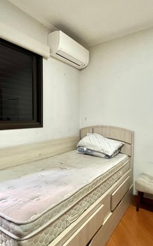 Casa à venda com 296m², 6 quartos e 3 vagas Casa à venda com 296m², 6 quartos e 3 vagasQuarto 3