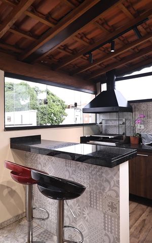 Apartamento à venda com 170m², 3 quartos e 2 vagasCobertura