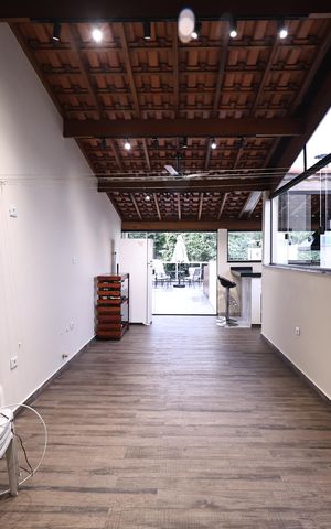 Apartamento à venda com 170m², 3 quartos e 2 vagasCobertura 