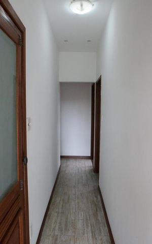 Casa à venda com 89m², 2 quartos e 3 vagasCorredor
