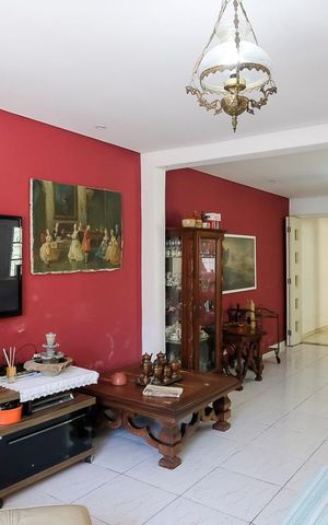 Casa à venda com 126m², 1 quarto e 2 vagasSala