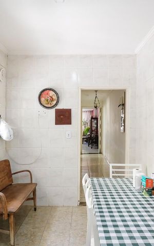 Casa à venda com 126m², 1 quarto e 2 vagasCozinha
