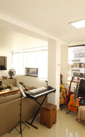 Apartamento para alugar com 240m², 3 quartos e 2 vagasSala