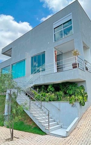 Casa de condomínio à venda com 359m², 4 quartos e 2 vagas
