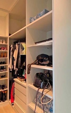 Casa de condomínio à venda com 359m², 4 quartos e 2 vagas