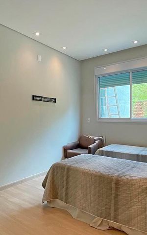 Casa de condomínio à venda com 359m², 4 quartos e 2 vagas
