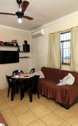Casa à venda com 82m², 2 quartos e sem vagaSala