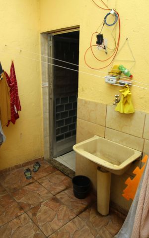 Casa à venda com 82m², 2 quartos e sem vagaÁrea de Serviço