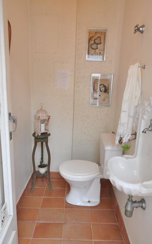 Casa à venda com 357m², 3 quartos e sem vagaLavabo
