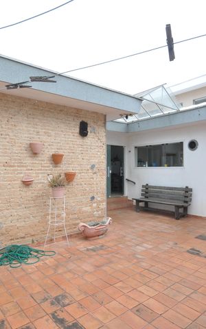 Casa à venda com 357m², 3 quartos e sem vagaQuintal