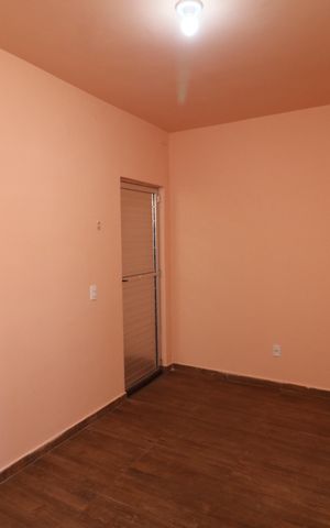 Casa para alugar com 45m², 1 quarto e sem vagaSala