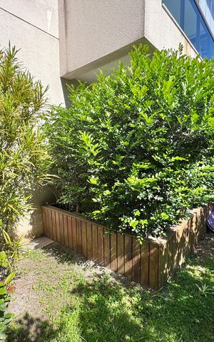 Apartamento para alugar com 83m², 3 quartos e 1 vaga Apartamento para alugar com 83m², 3 quartos e 1 vagaVaranda / Garden