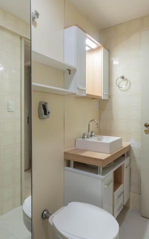 Apartamento para alugar com 98m², 2 quartos e 2 vagasBanheiro