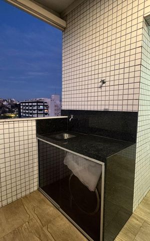 Apartamento à venda com 180m², 3 quartos e 3 vagas Apartamento à venda com 180m², 3 quartos e 3 vagasEspaço Gourmet