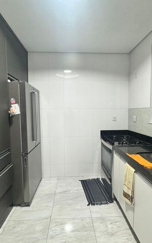 Apartamento à venda com 180m², 3 quartos e 3 vagas Apartamento à venda com 180m², 3 quartos e 3 vagascozinha