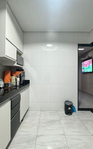 Apartamento à venda com 180m², 3 quartos e 3 vagas Apartamento à venda com 180m², 3 quartos e 3 vagascozinha