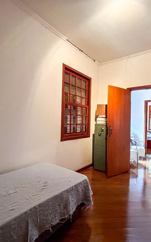 Casa para alugar com 430m², 4 quartos e 3 vagas Casa para alugar com 430m², 4 quartos e 3 vagasQuarto 3