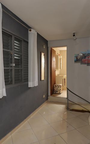 Casa à venda com 270m², 2 quartos e 4 vagasSuíte 2