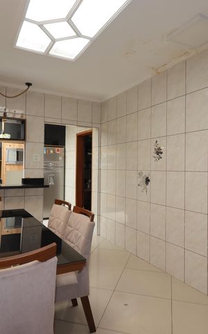 Casa à venda com 270m², 2 quartos e 4 vagasSala de Jantar