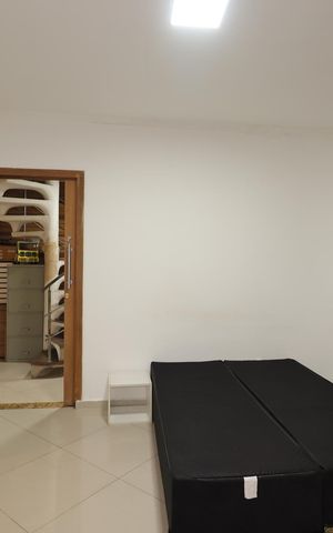 Casa à venda com 270m², 2 quartos e 4 vagasSuíte 1