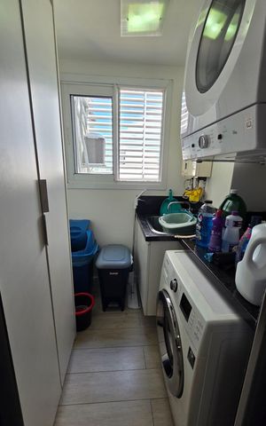 Apartamento à venda com 89m², 3 quartos e 2 vagas Apartamento à venda com 89m², 3 quartos e 2 vagasÁrea de serviço