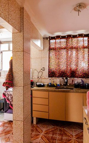 Apartamento à venda com 71m², 3 quartos e 2 vagas Apartamento à venda com 71m², 3 quartos e 2 vagasCozinha e Área de Serviço
