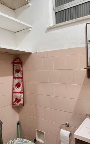 Apartamento para alugar com 26m², 1 quarto e sem vaga Apartamento para alugar com 26m², 1 quarto e sem vagaBanheiro