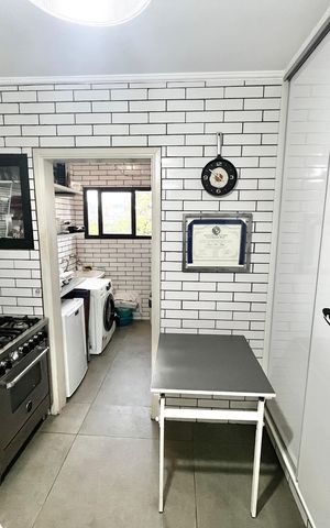 Apartamento à venda com 96m², 3 quartos e 2 vagas Apartamento à venda com 96m², 3 quartos e 2 vagasCozinha