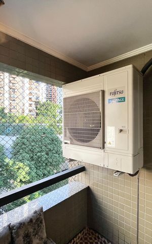 Apartamento à venda com 96m², 3 quartos e 2 vagas Apartamento à venda com 96m², 3 quartos e 2 vagasVaranda da Sala