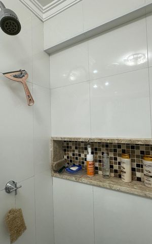 Apartamento à venda com 57m², 2 quartos e 1 vaga Apartamento à venda com 57m², 2 quartos e 1 vagaBanheiro da Suíte