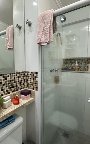 Apartamento à venda com 57m², 2 quartos e 1 vaga Apartamento à venda com 57m², 2 quartos e 1 vagaBanheiro da Suíte