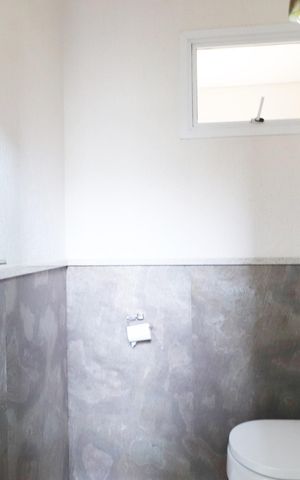 Casa de condomínio para alugar com 352m², 4 quartos e 2 vagasLavabo