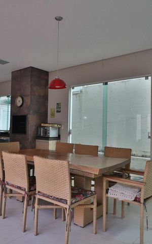 Casa de condomínio para alugar com 352m², 4 quartos e 2 vagasÁrea comum