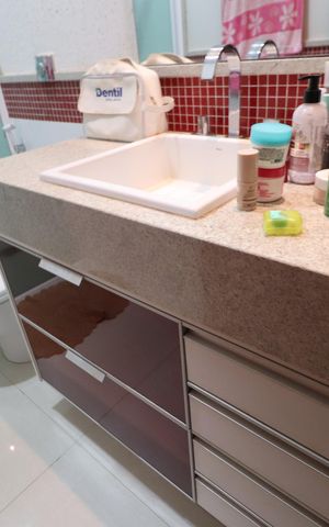 Casa de condomínio para alugar com 352m², 4 quartos e 2 vagasBanheiro da Suíte 2