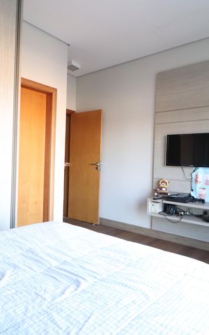 Casa de condomínio para alugar com 352m², 4 quartos e 2 vagasSuíte 3