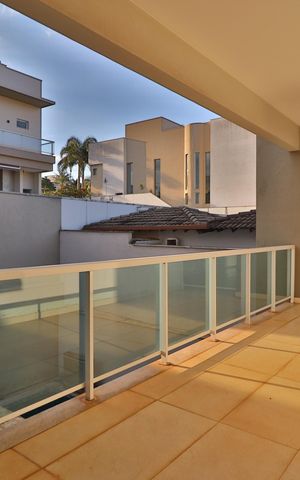 Casa de condomínio para alugar com 352m², 4 quartos e 2 vagasSacada da Suíte