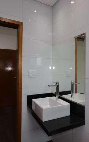Casa à venda com 131m², 3 quartos e 4 vagasBanheiro da Suíte 3