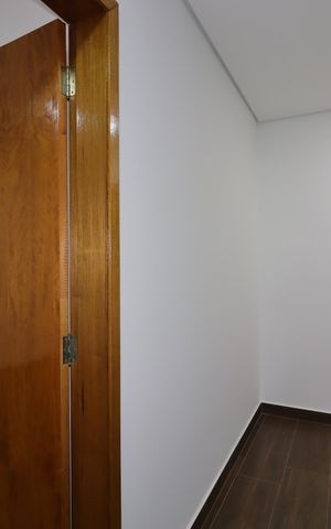 Casa à venda com 131m², 3 quartos e 4 vagasCorredor