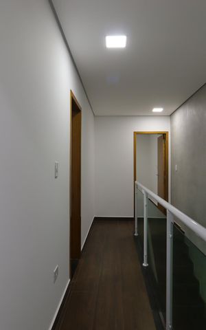 Casa à venda com 131m², 3 quartos e 4 vagasCorredor