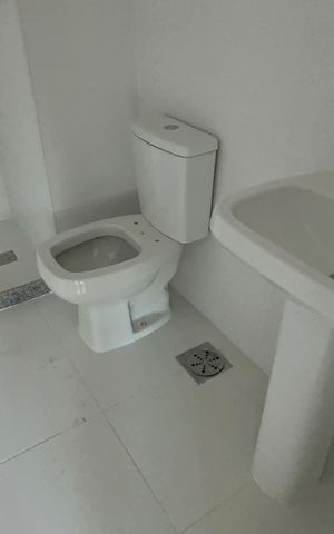 Apartamento à venda com 100m², 3 quartos e 2 vagas Apartamento à venda com 100m², 3 quartos e 2 vagasBanheiro Social