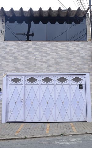 Casa à venda com 209m², 3 quartos e 2 vagasFachada do imóvel
