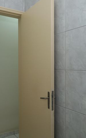Casa à venda com 209m², 3 quartos e 2 vagasBanheiro 2