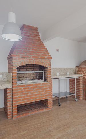 Apartamento à venda com 169m², 4 quartos e 2 vagasChurrasqueira